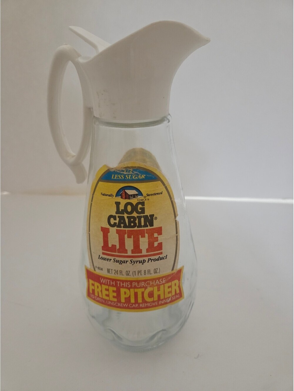 Vintage Log Cabin Lite Syrup Glass Pitcher 24 Oz White Pour Lid Original Label
